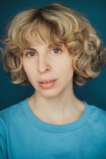 MÉLODIE MOLINARO