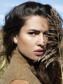 KENZA JARL-RIGHI